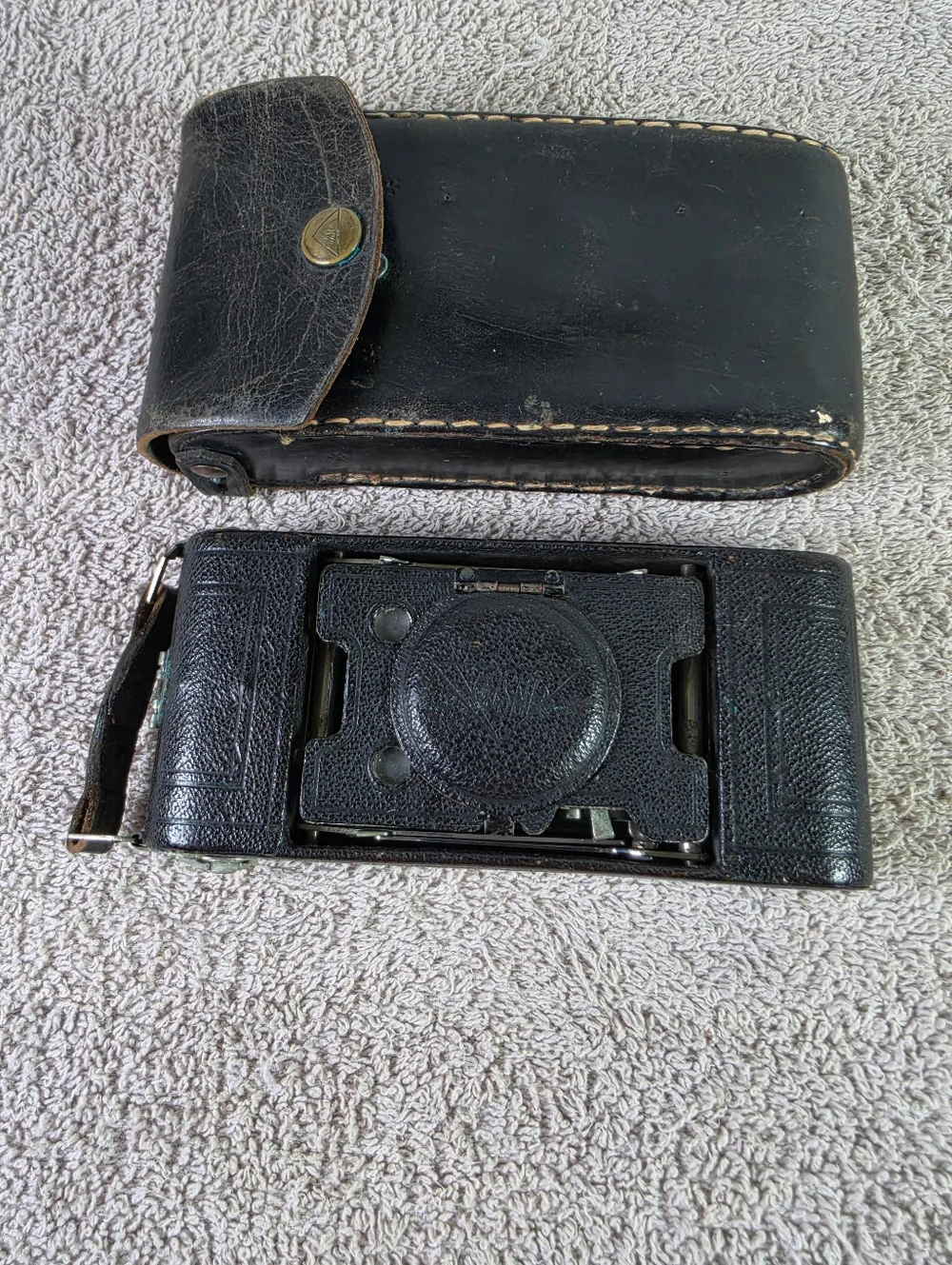 Vintage Ansco V.P. No. 2 Folding Camera in Black - Classic Film Camera